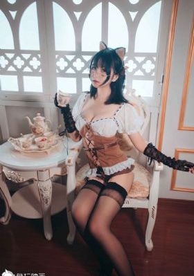 欧美名模乔丹·卡佛人体写真_BD韩语免费全集观看